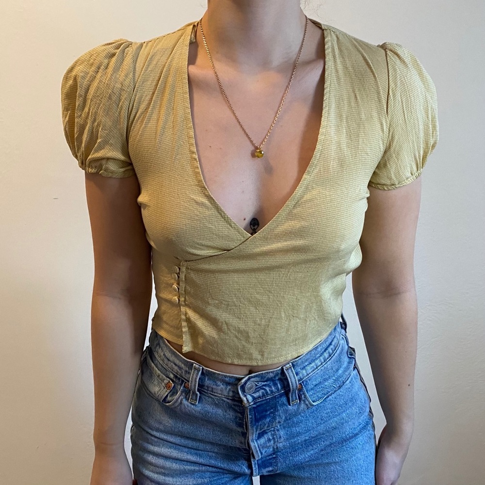 Puff sleeve wrap crop top